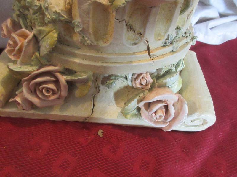 lot 161 image: FIGURES VINTAGE