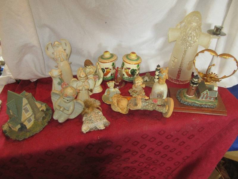 lot 172 image: VINTAGE FIGURENES