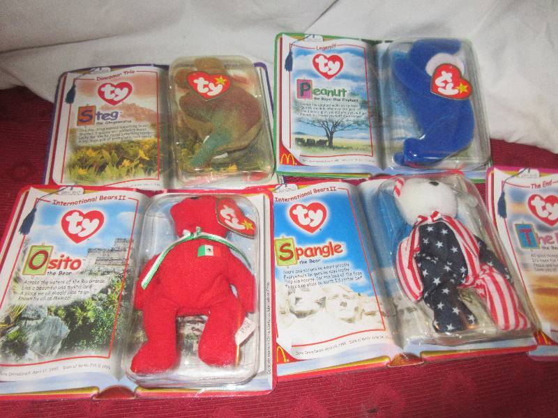 lot 181 image: COLLECTIBLE BEANIE BABIES