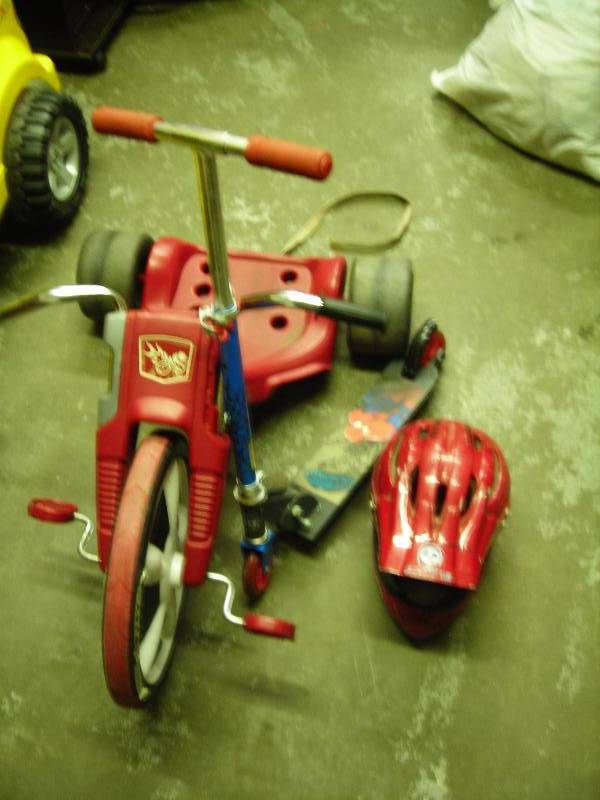 Radio Flyer Big Wheel Trike, Spider Man Scooter, Helmet Sz SM