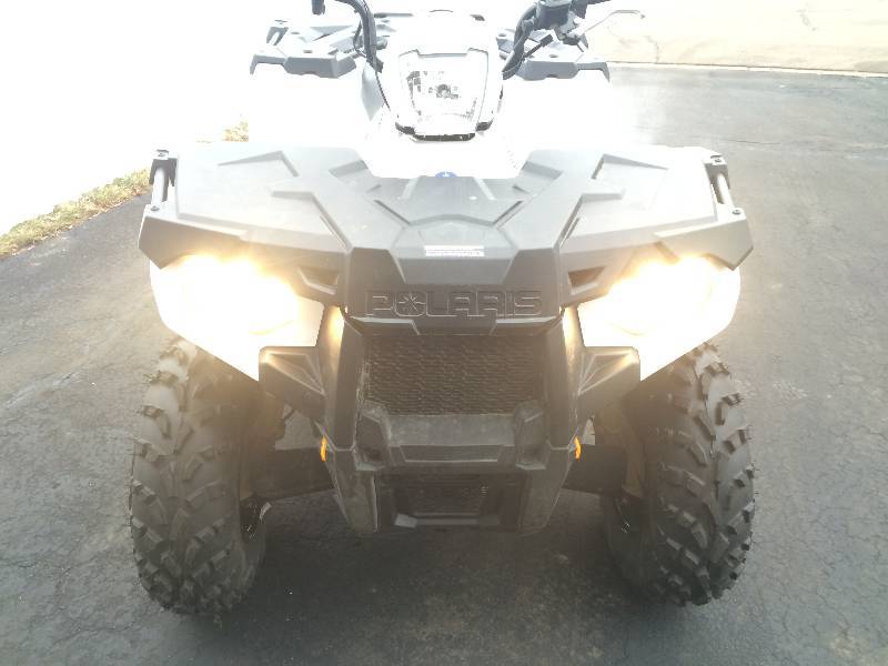 2015 Polaris Sportsman 570 EFI......Only 300 Miles