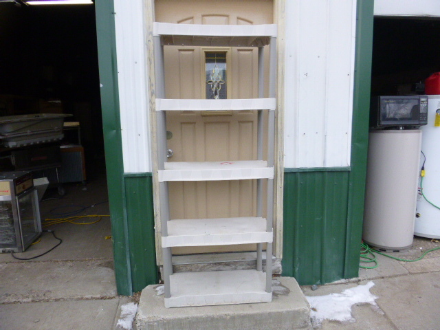 lot 42 image: 5 Tier Plastic Shelf