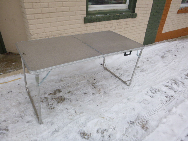 lot 44 image: Coleman Camp Table