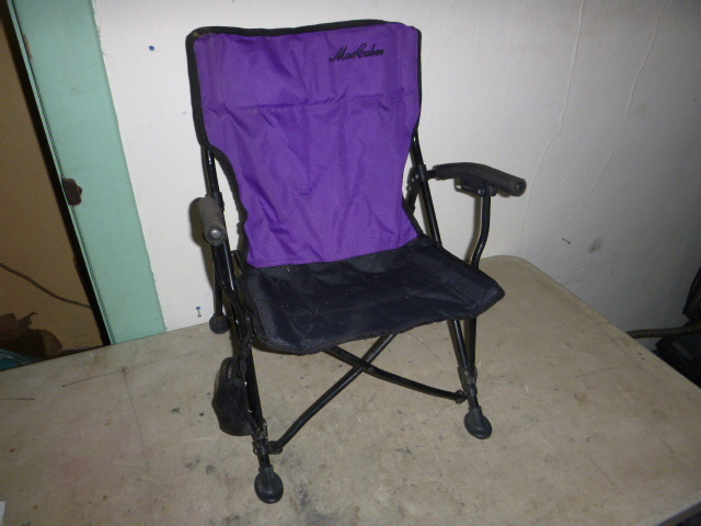 lot 50 image: MacGabee Childs Fold-Up Chair