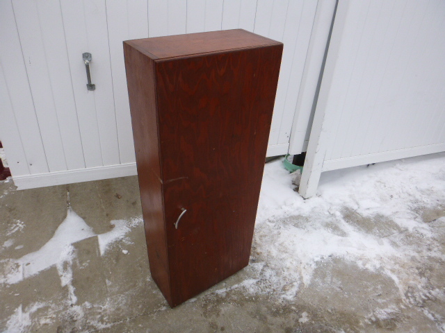 lot 69 image: Storage Cabinet