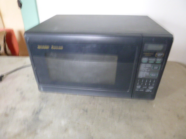 lot 157 image: Sharp Carousel Microwave