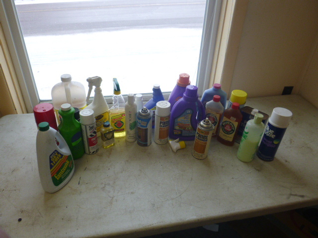 lot 168 image: Miscellaneous Household and Garage Liquids