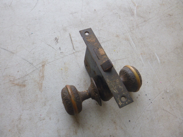 lot 181 image: Vintage Door Knob