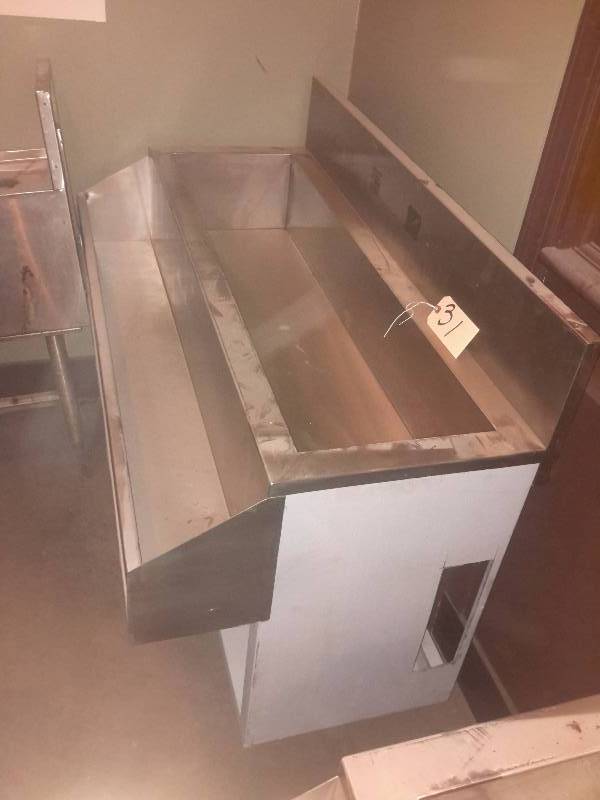 lot 31 image: Under counter Ice Bin,Stainless Steel