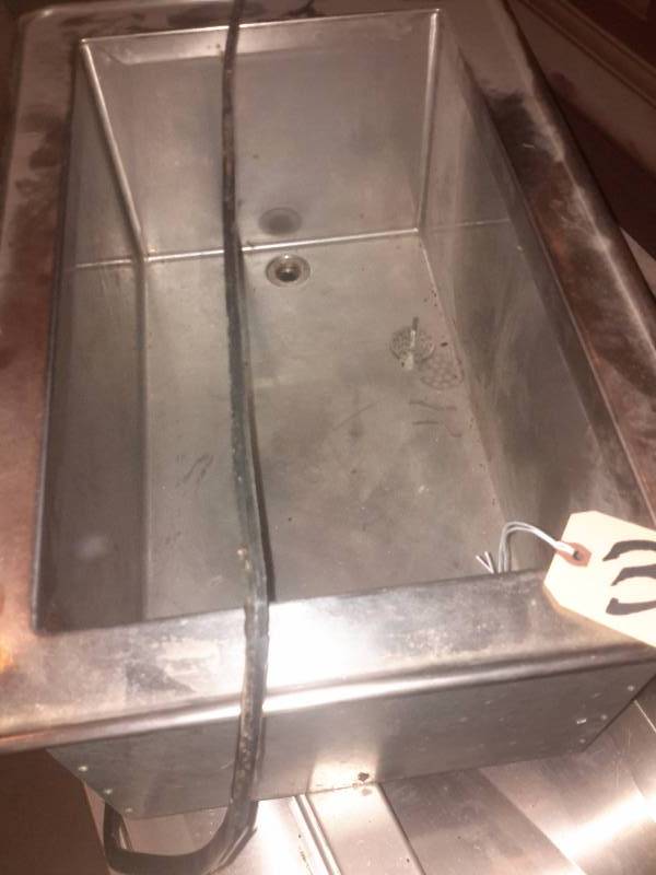 lot 32 image: Drop in Ice Bin wdrain. Stainless Steel..