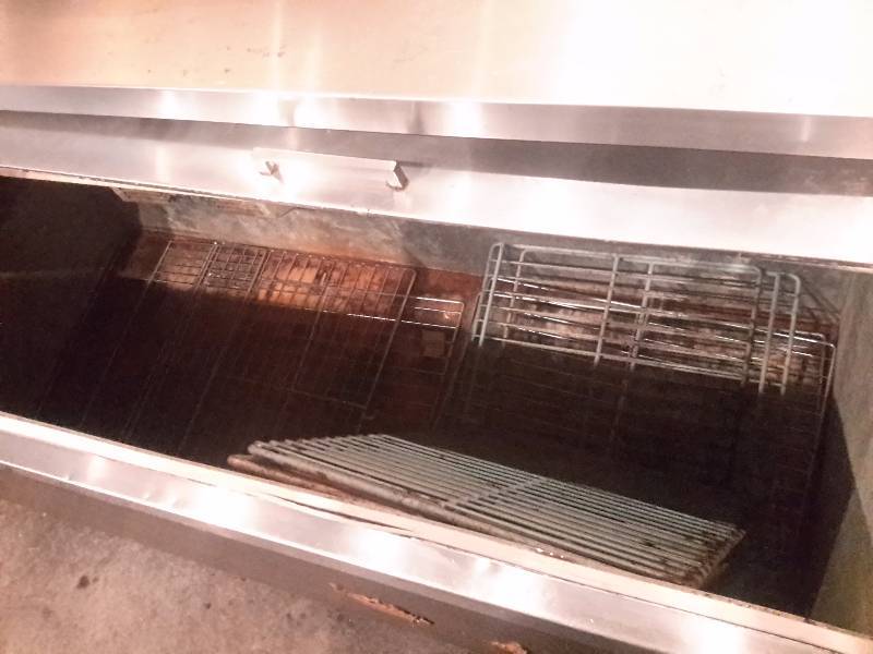 lot 27 image: PERLICK and CO. refrigerated reach in, counter height cooler.. Model  726 2D-UL  72in x 25in x 38 in h.  Untested, but owner says it works