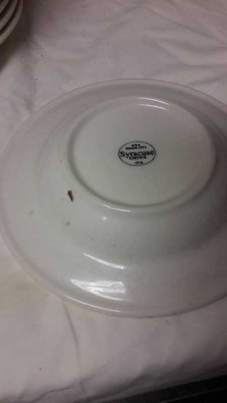 lot 98 image: 17, 9 in Syracuse Bowls