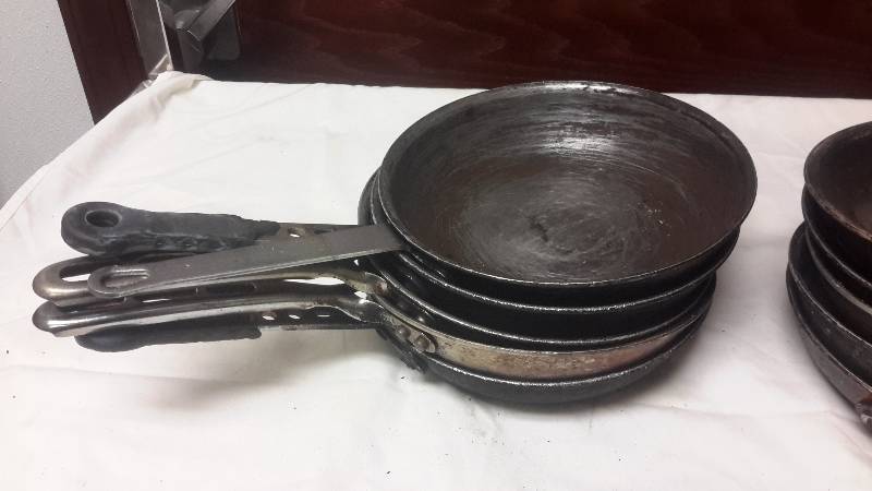 lot 126 image: 10, 8 in frying pans