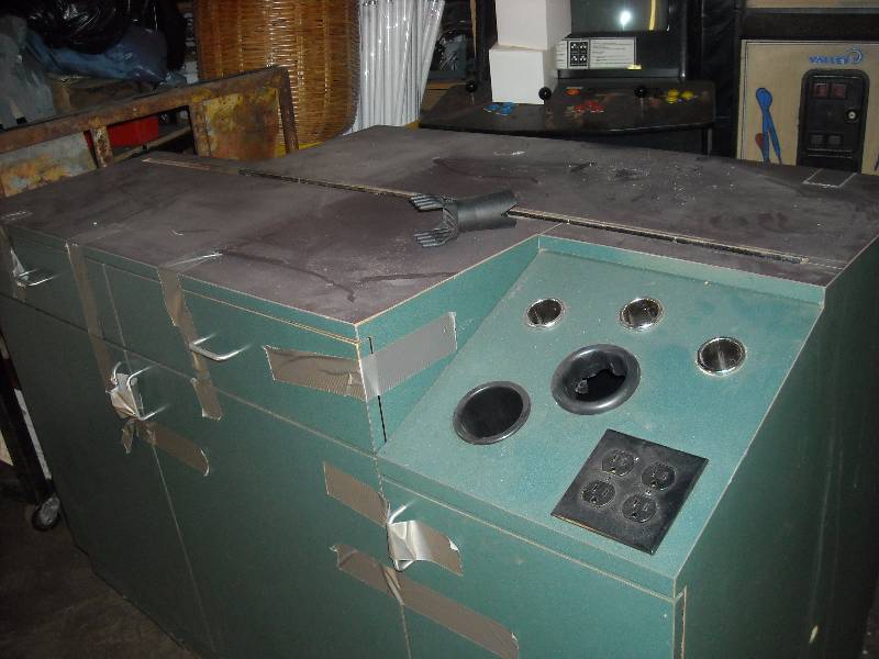 lot 168B image: Double Sided Hair Salon Station