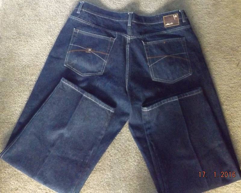 lot 3 image: Mens Pelle Pelle Jeans Size 44x34