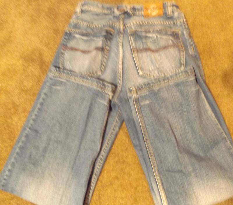 lot 22 image: Boys Size 16 PePe Jeans