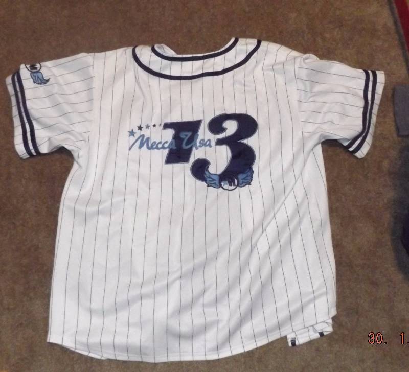 lot 48 image: Mens Mecca 1984 Striped Jersey Size XL