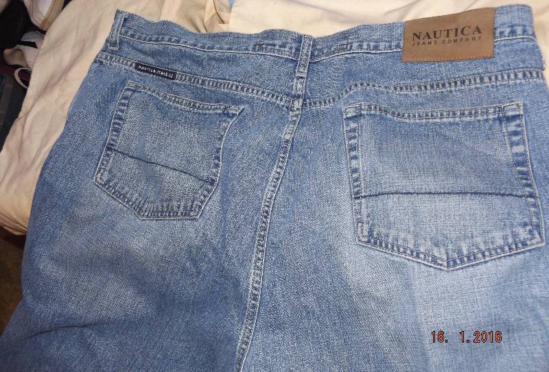 lot 41 image: Mens Nautica Jeans Size 42x30