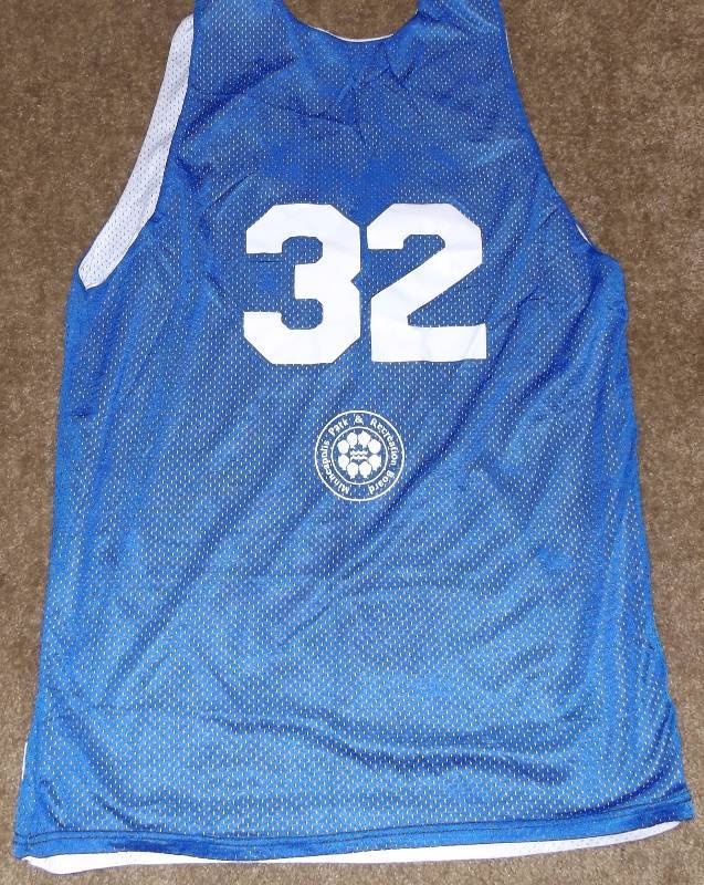 lot 117 image: Mens Alleson Jersey #32 Folwell Basketball Size L (Reversible)