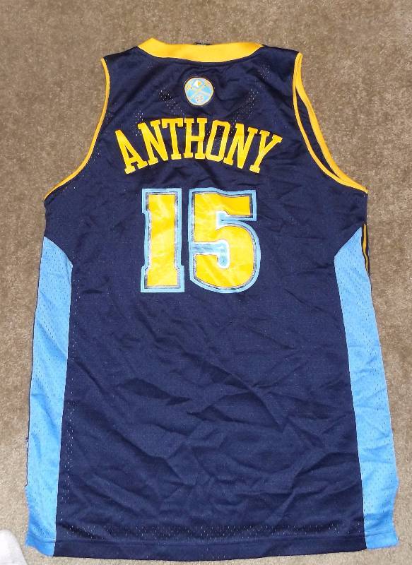 lot 113 image: Mens Size Medium-Adidas Nuggets #15 Anthony Jersey
