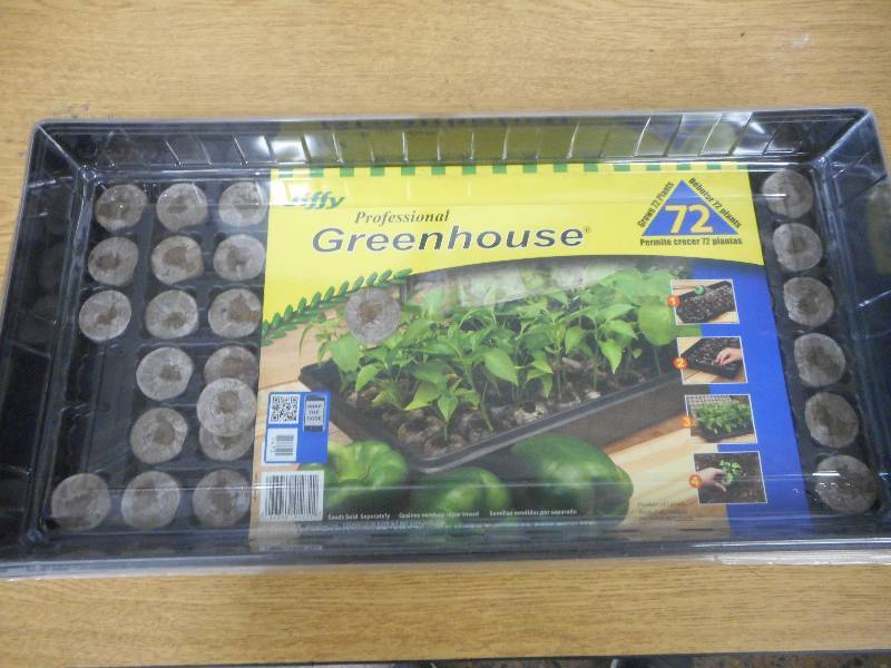 (10) Professional Jiffy Greenhouse Lot