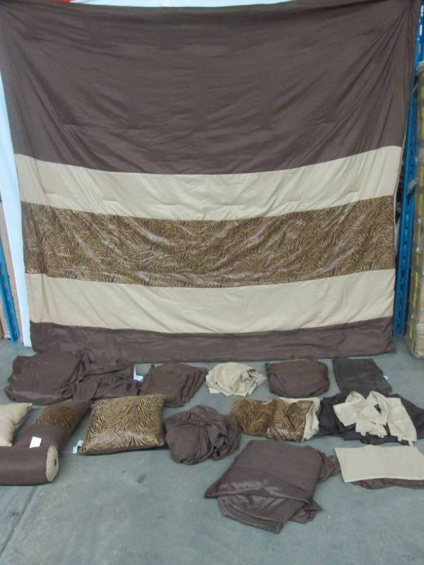 Amari 30-pc. Comforter Super Set - Cali. King