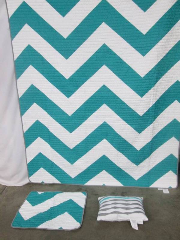 MiZone Leo Reversible Quilt Set - Twin