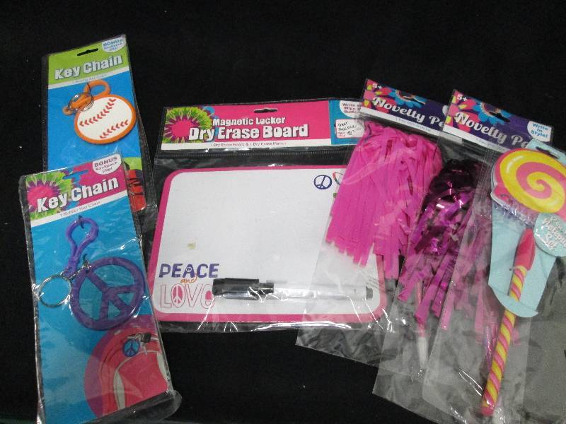 Gift bag goodies- 2 keychains, 3 pe...
