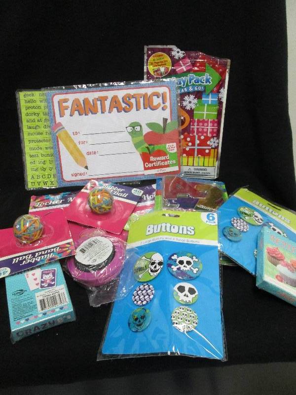 Novelty Party items 10 plus count...
