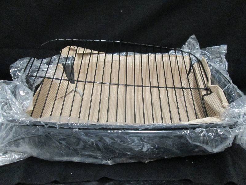 Parts for a small charcoal grill...