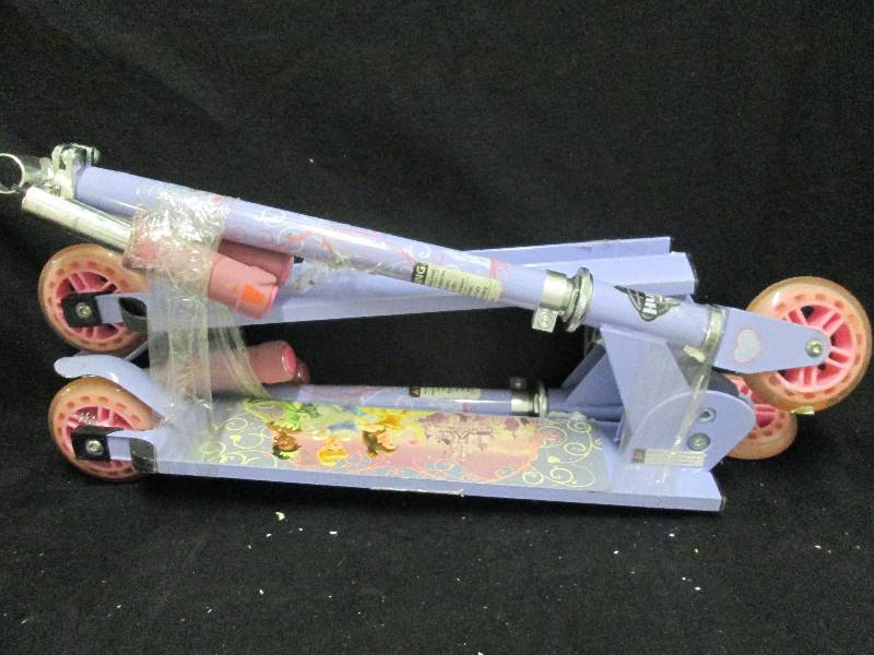set of 2 Disney Princess Scooters...