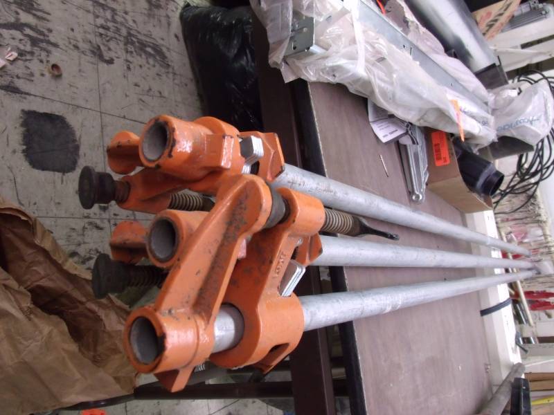 Pipe clamps