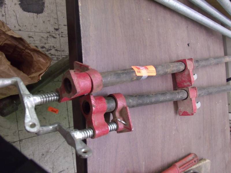 2 bar clamps 34 inch