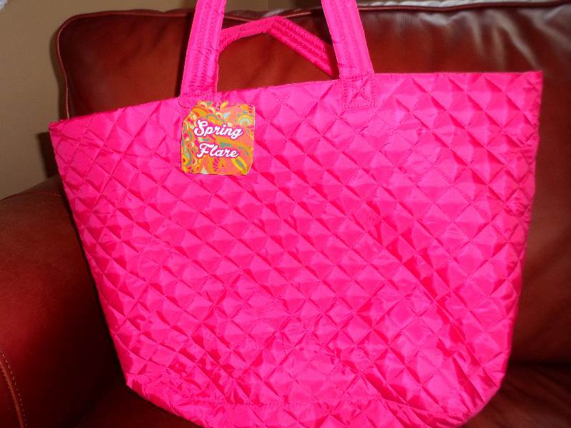 New Spring Flare Hot Pink Quilted Tote wZipper Top