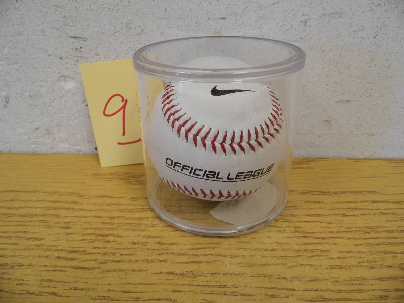 Kent Hrbek Signed Baseball
