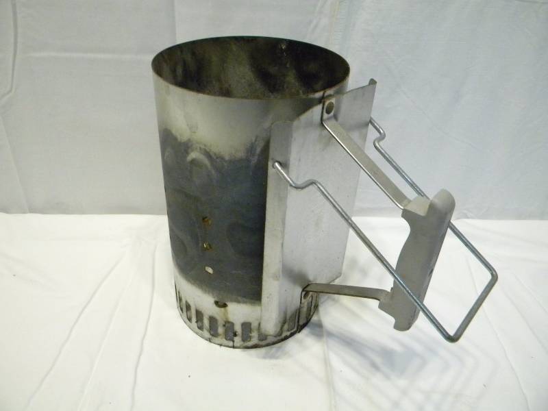 lot 30 image: Webber Briquet Starter