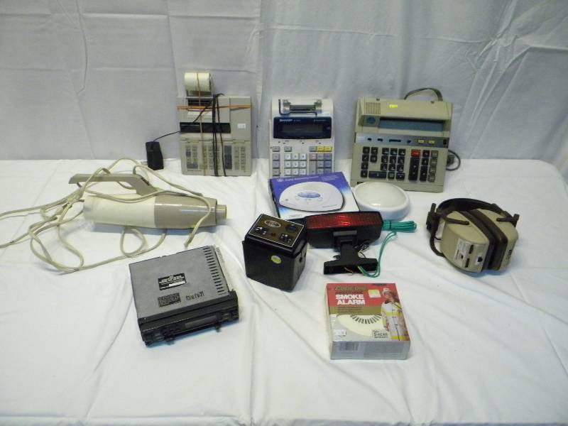 lot 38 image: Misc Electrical Lot