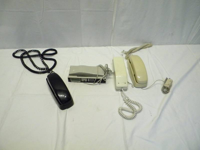 lot 50 image: Phone Lot