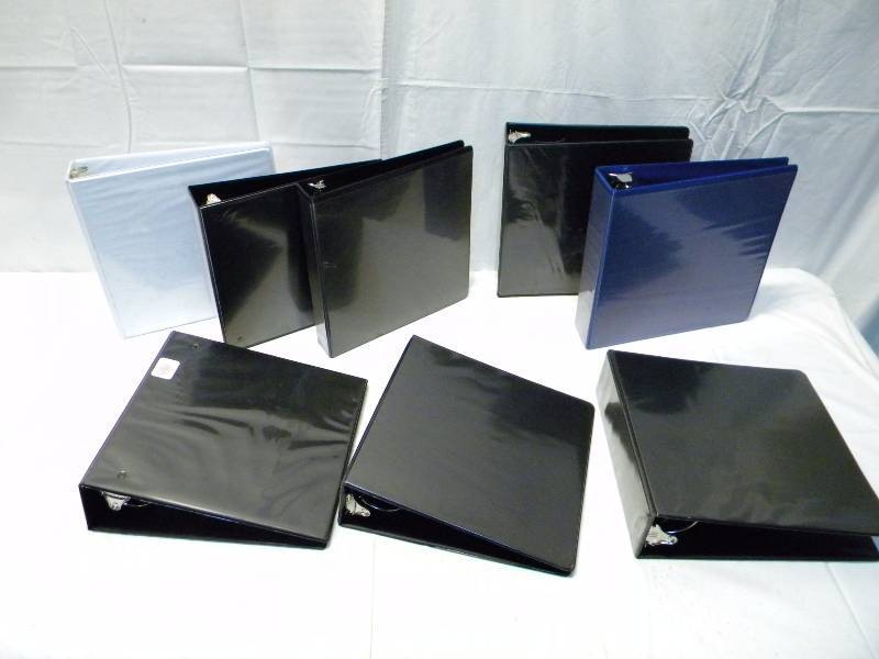 lot 69 image: 3 Ring Binder Lot