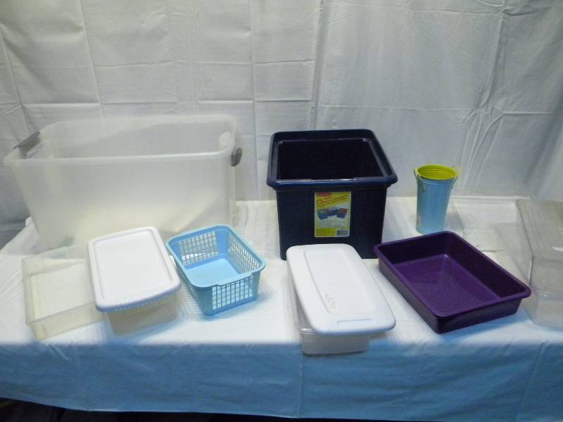 lot 86 image: Storage Bin Lot