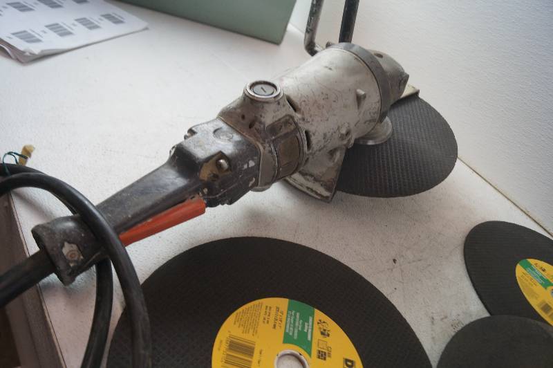 Cut Off Saw