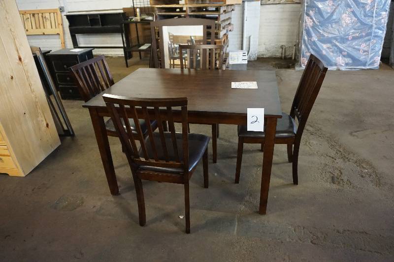 5 PC Kitchen Table and Chair Set