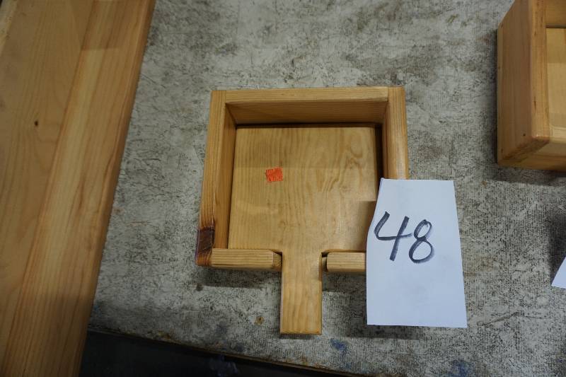 Wood Decorative Napkin HolderPress
