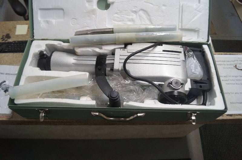 Huske Electric Breaker