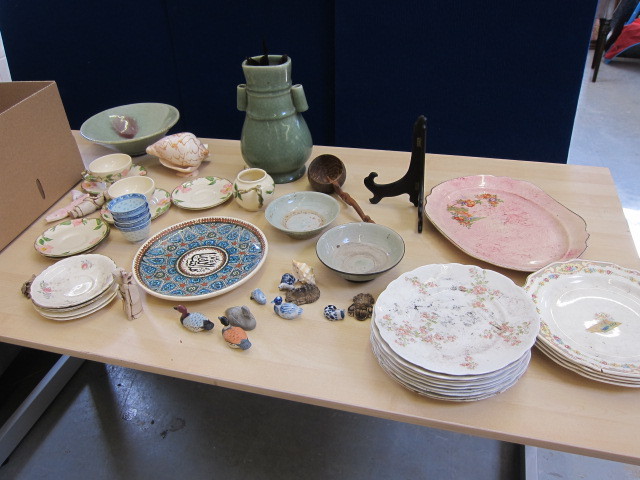 Dishes and Pottery