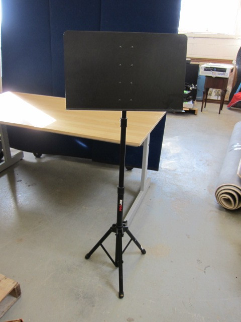 Sheet Music Stand