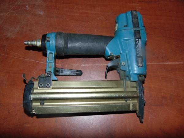 Makita Finish Nailer