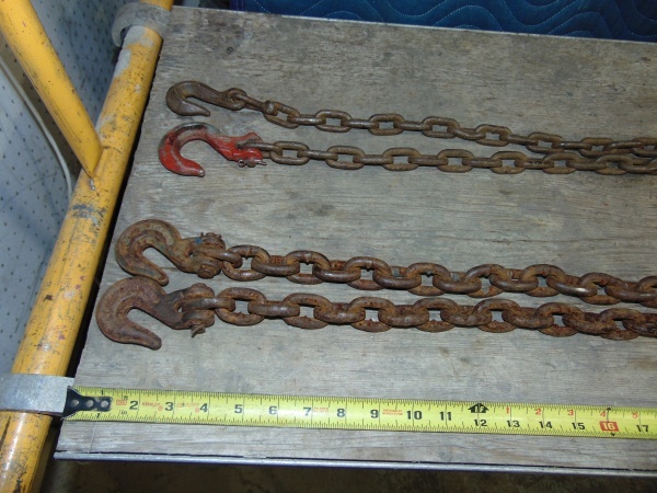 (2) Long Chains With Hooks