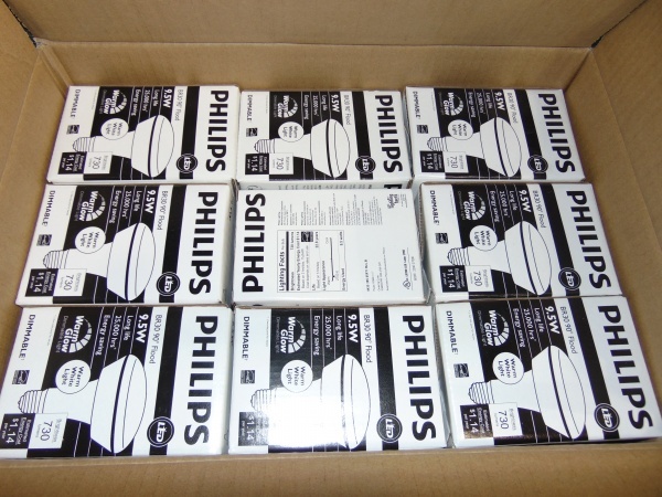 Box Of 9.5 Watt Light Bulbs