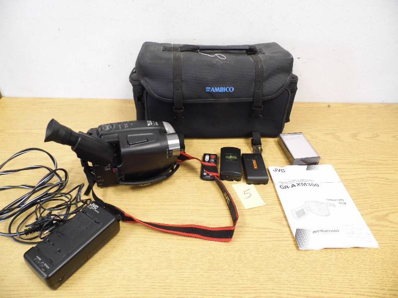 lot 5 image: JVC Video Camera with Case